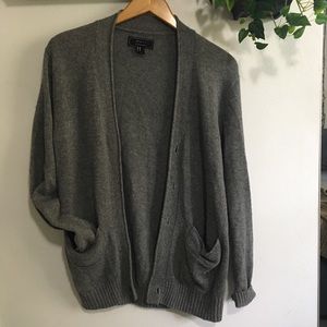 Knitted cardigan